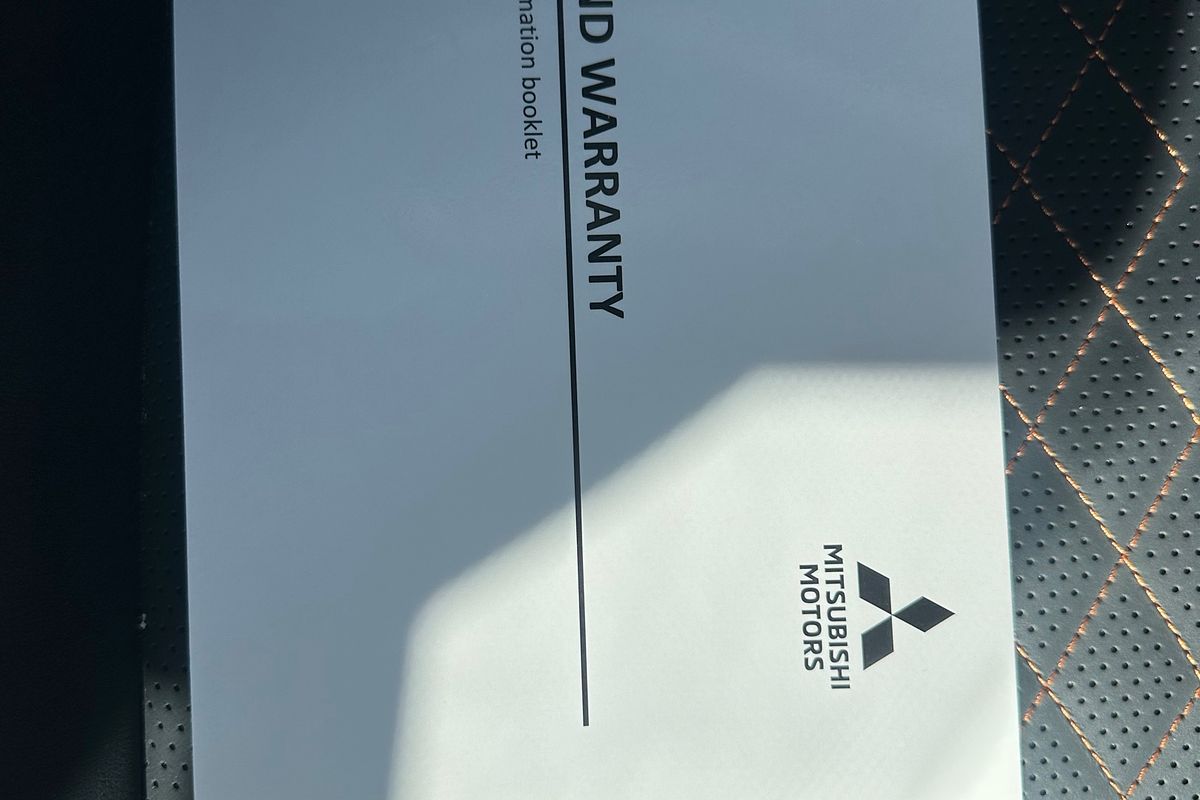 2024 Mitsubishi Outlander Exceed Tourer ZM