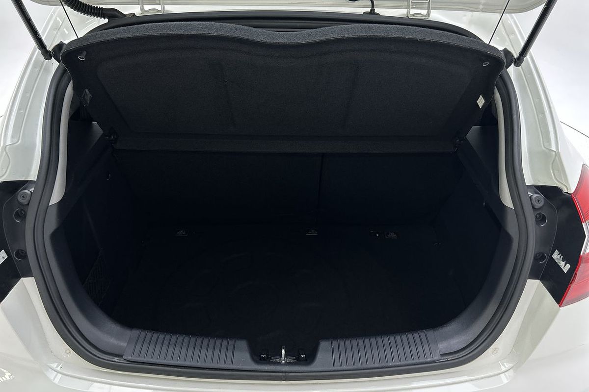 2016 Kia Rio S UB