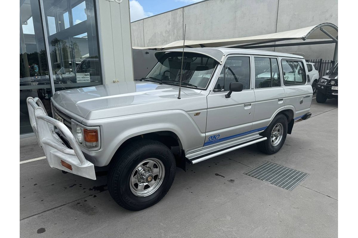 1983 Toyota LANDCRUISER Silver Series HJ60