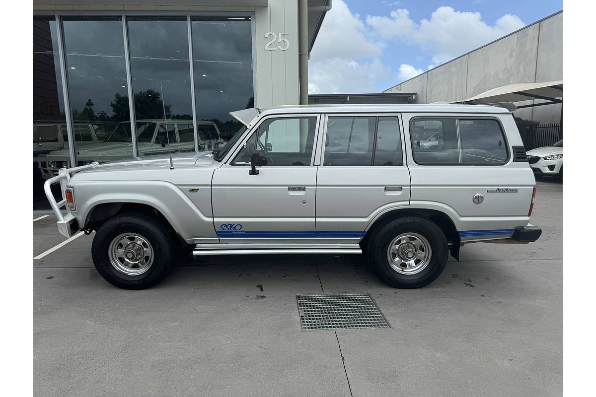 1983 Toyota LANDCRUISER Silver Series HJ60