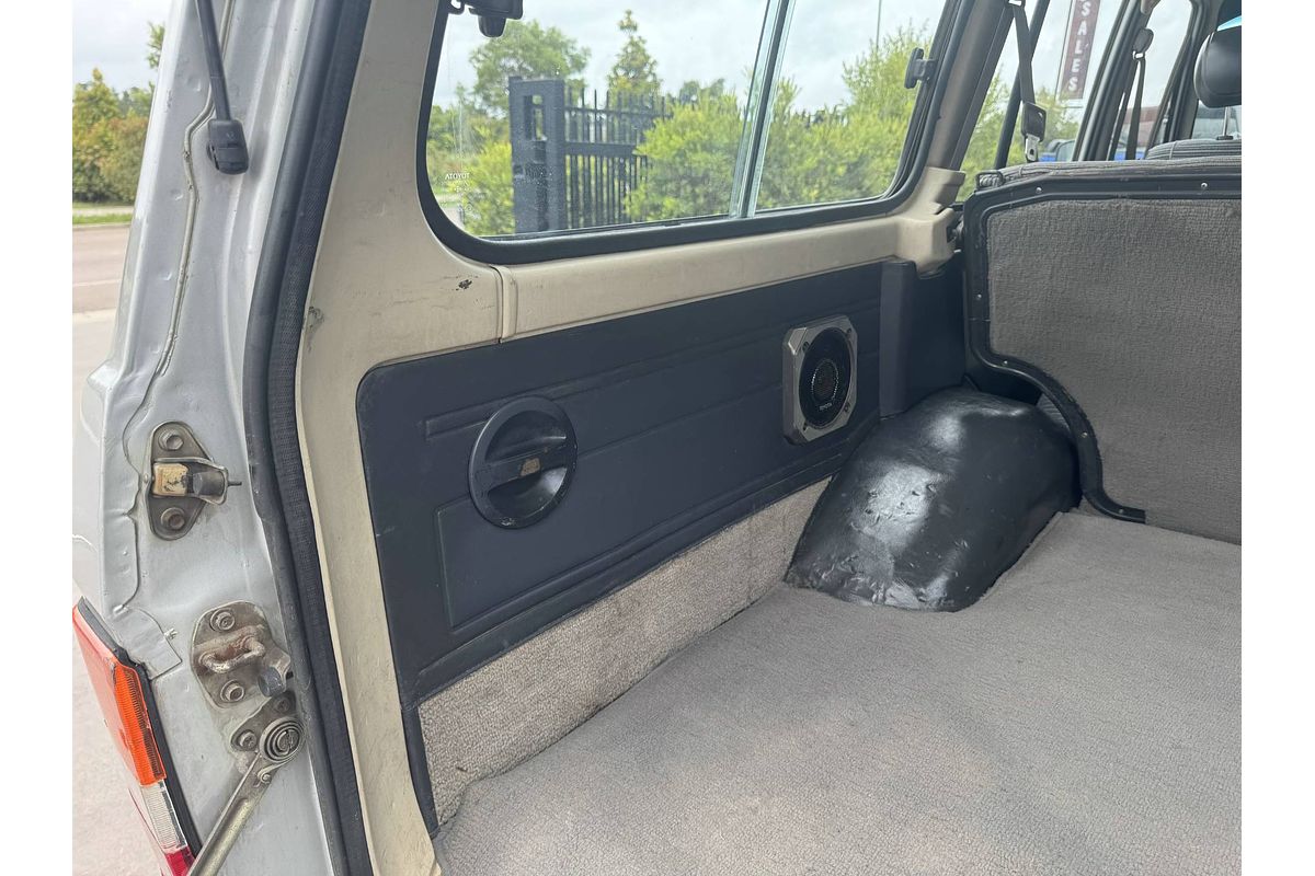 1983 Toyota LANDCRUISER Silver Series HJ60