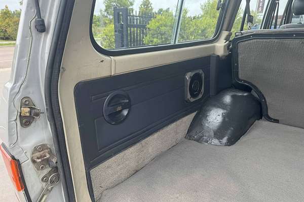 1983 Toyota LANDCRUISER Silver Series HJ60