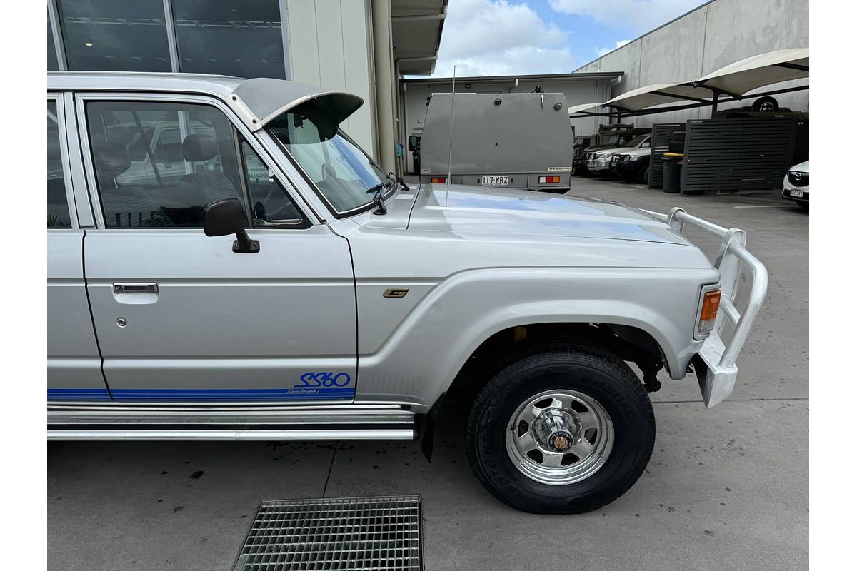 1983 Toyota LANDCRUISER Silver Series HJ60