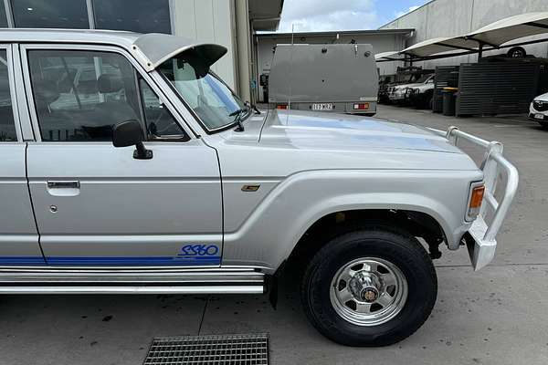 1983 Toyota LANDCRUISER Silver Series HJ60