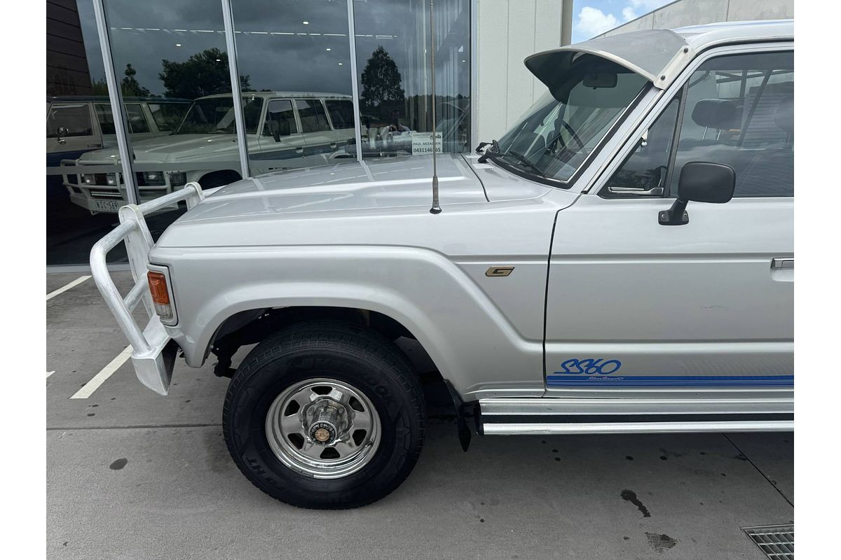 1983 Toyota LANDCRUISER Silver Series HJ60