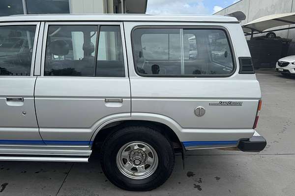 1983 Toyota LANDCRUISER Silver Series HJ60
