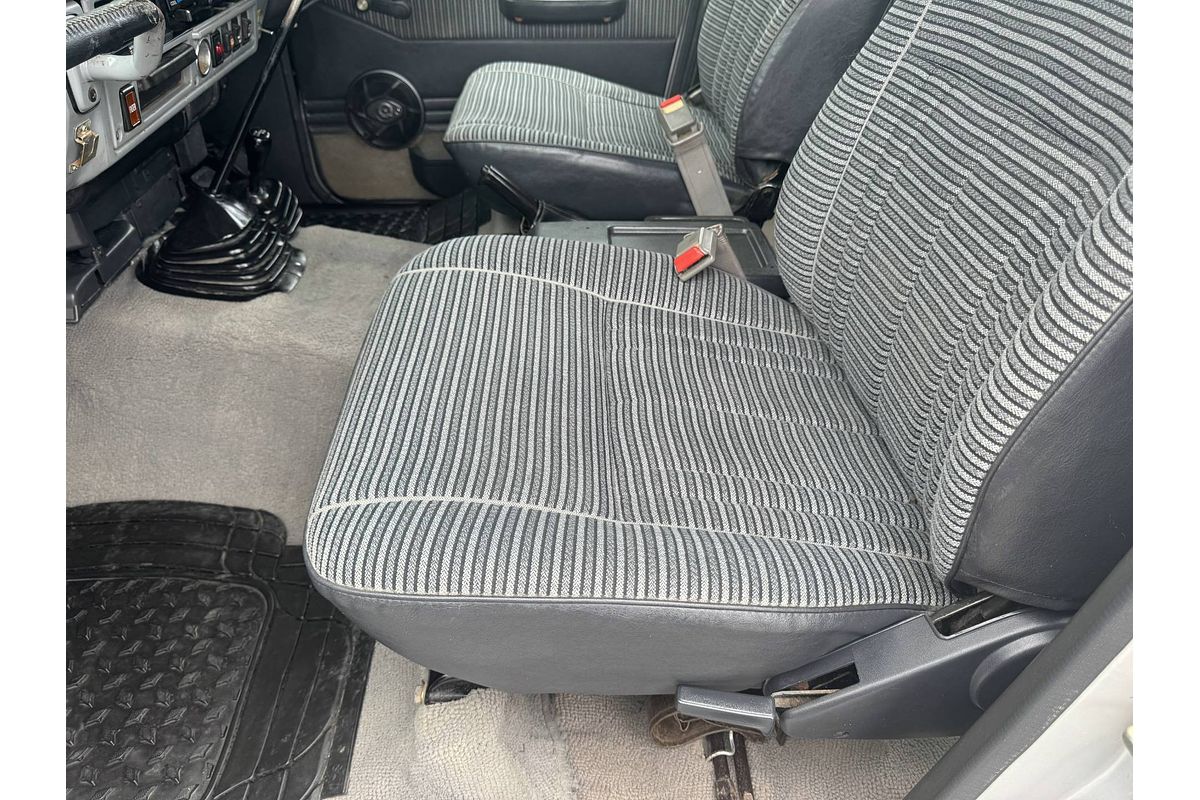 1983 Toyota LANDCRUISER Silver Series HJ60