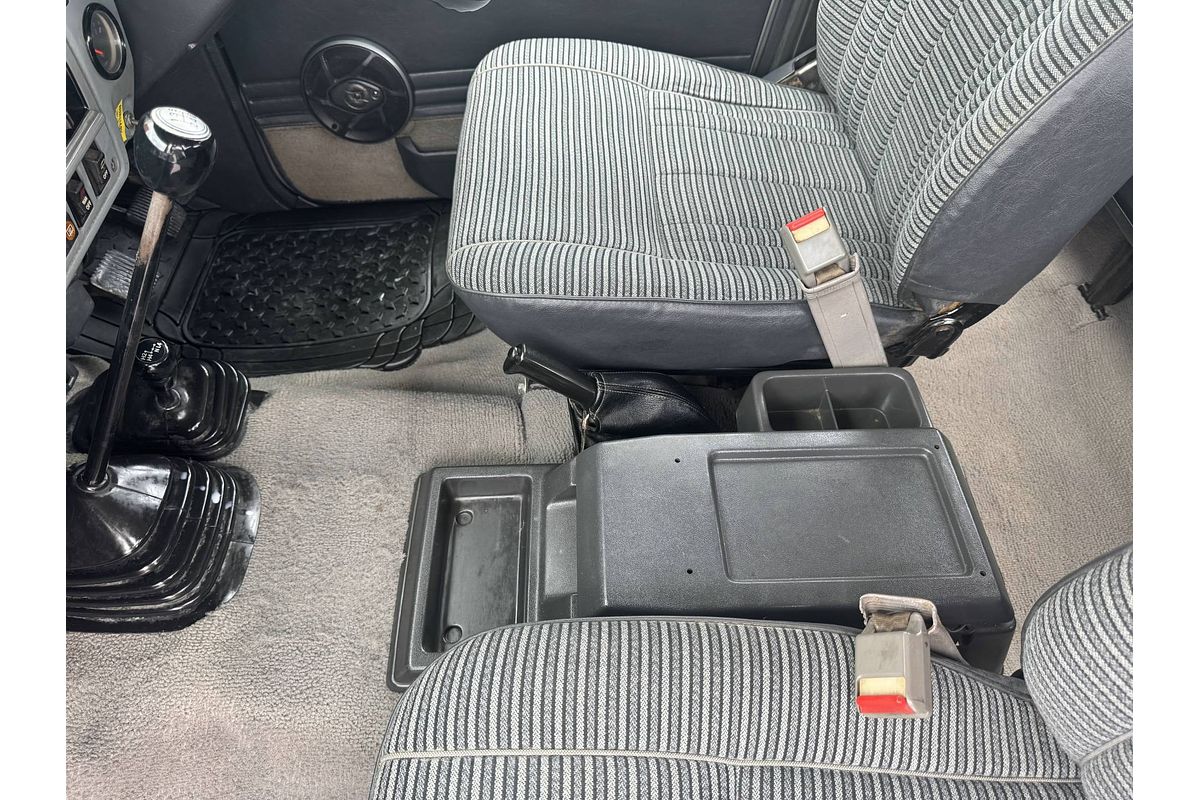 1983 Toyota LANDCRUISER Silver Series HJ60