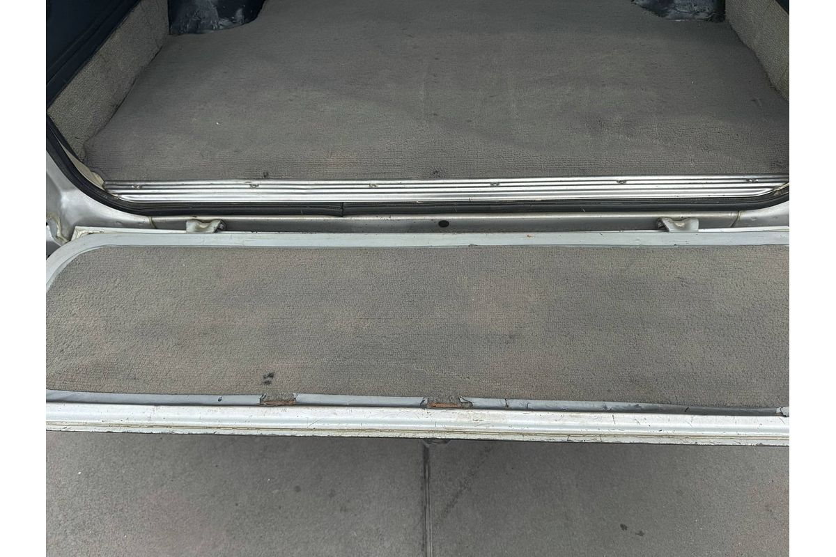 1983 Toyota LANDCRUISER Silver Series HJ60