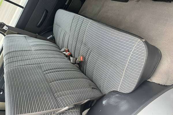 1983 Toyota LANDCRUISER Silver Series HJ60
