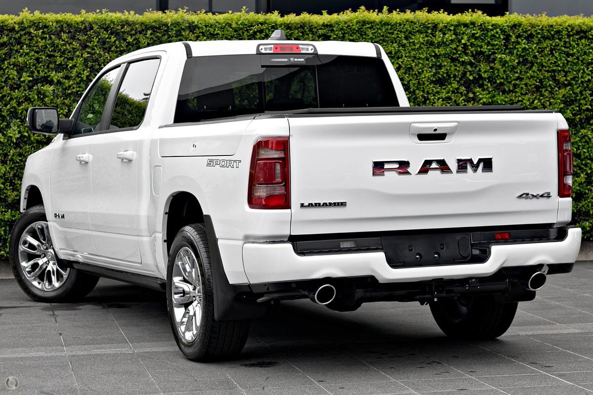 2024 RAM 1500 Laramie Sport RamBox DT 4X4 SWB
