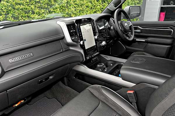 2024 RAM 1500 Laramie Sport RamBox DT 4X4 SWB