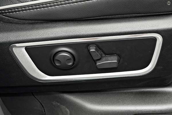 2024 RAM 1500 Laramie Sport RamBox DT 4X4 SWB