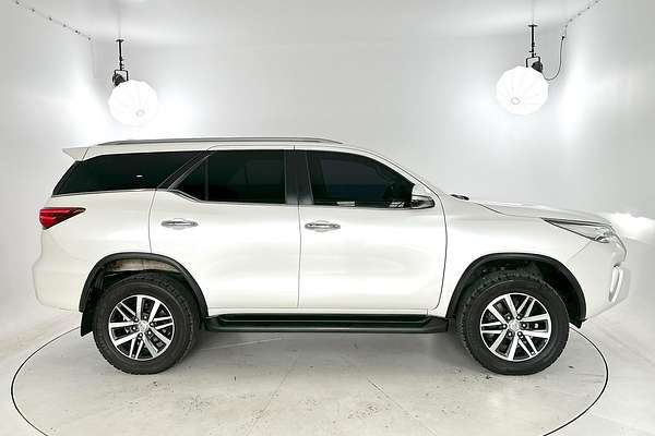 2015 Toyota Fortuner Crusade GUN156R