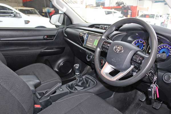 2019 Toyota Hilux SR GUN126R 4X4