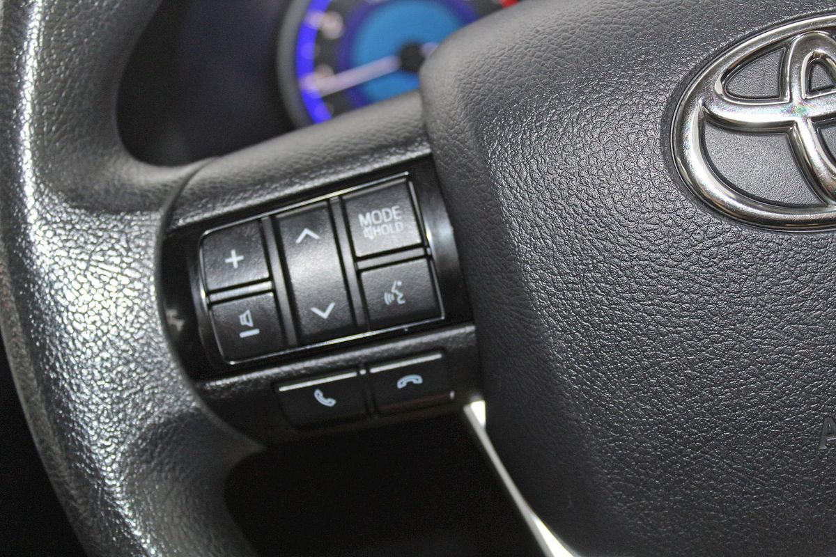 2019 Toyota Hilux SR GUN126R 4X4