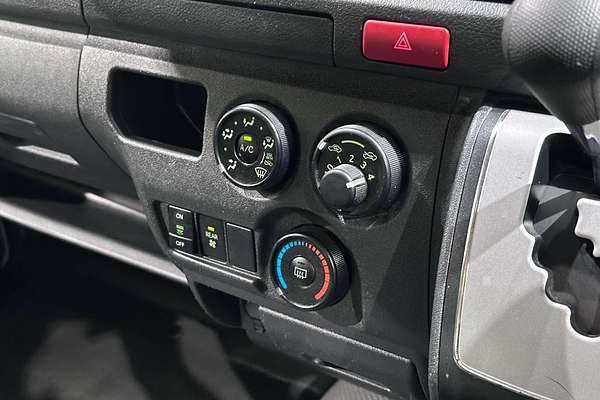 2018 Toyota Hiace Commuter TRH223R