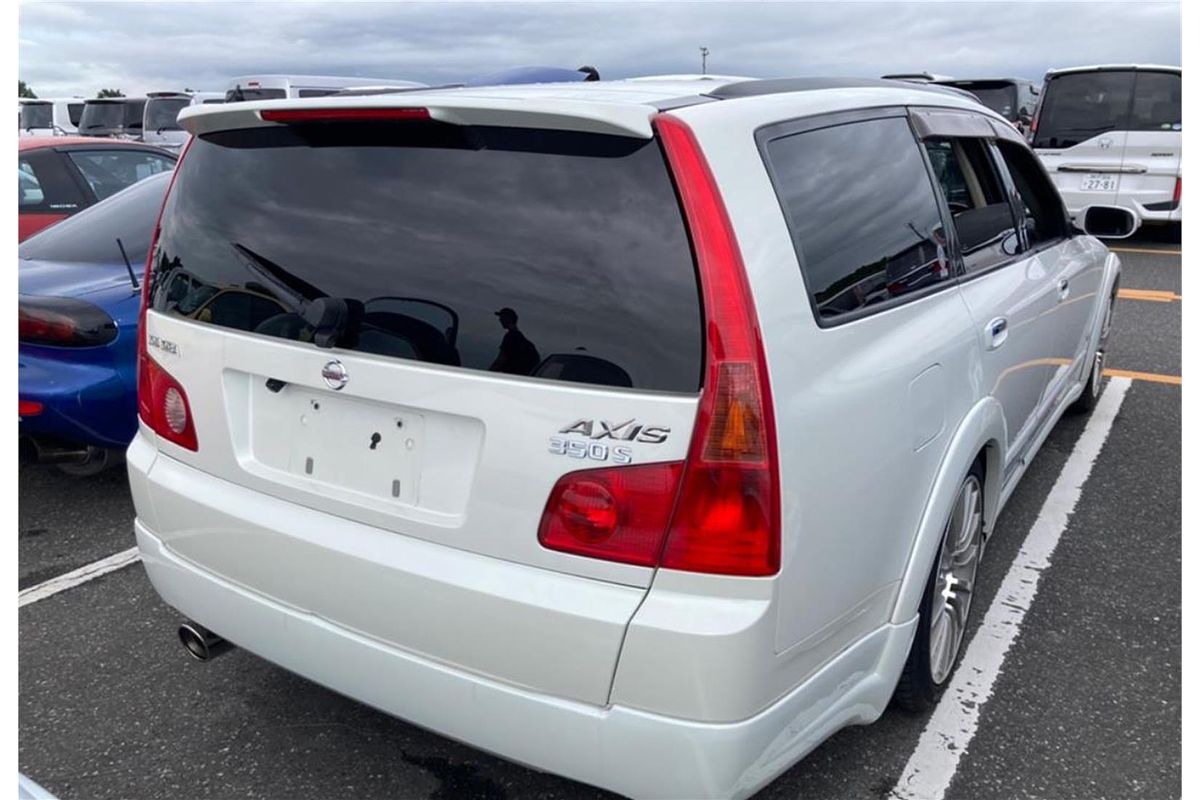 2004 Nissan Stagea Axis 350S
