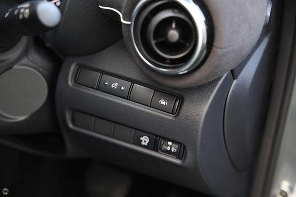 2023 Nissan JUKE Ti F16