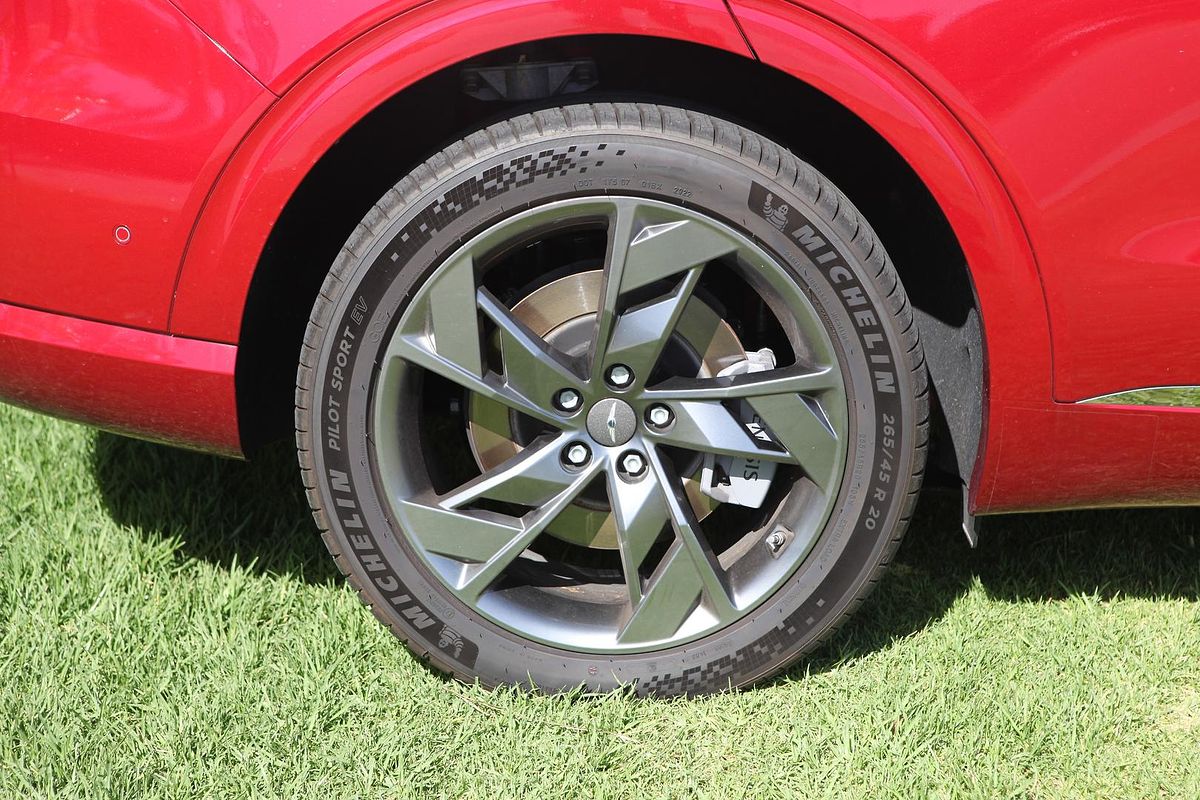 2022 Genesis GV70 Performance JK.V1