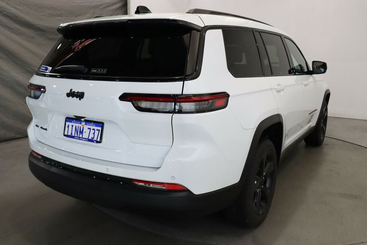 2023 Jeep Grand Cherokee Night Eagle WL