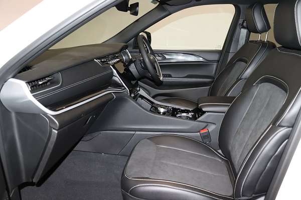 2023 Jeep Grand Cherokee Night Eagle WL