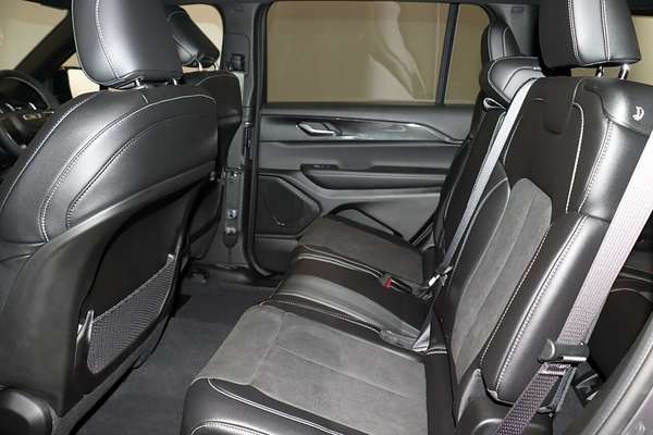 2023 Jeep Grand Cherokee Night Eagle WL
