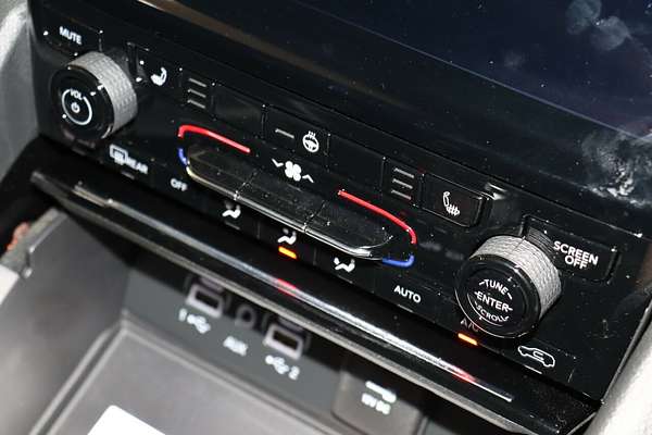 2023 Jeep Grand Cherokee Night Eagle WL