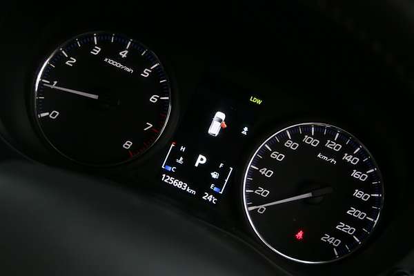 2017 Mitsubishi Outlander LS Safety Pack ZK