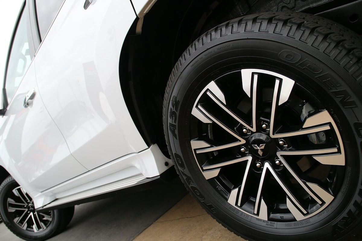 2023 Mitsubishi Pajero Sport Exceed QF