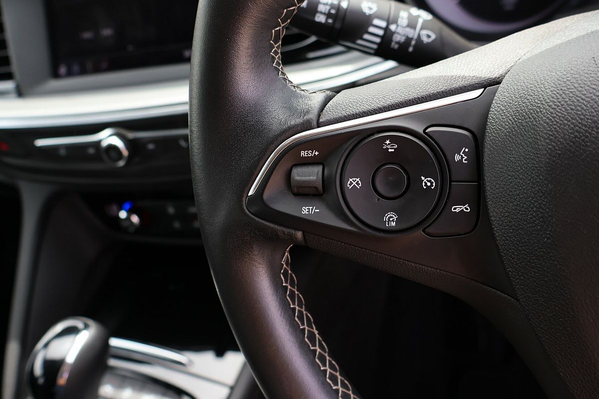 2020 Holden Commodore LT ZB