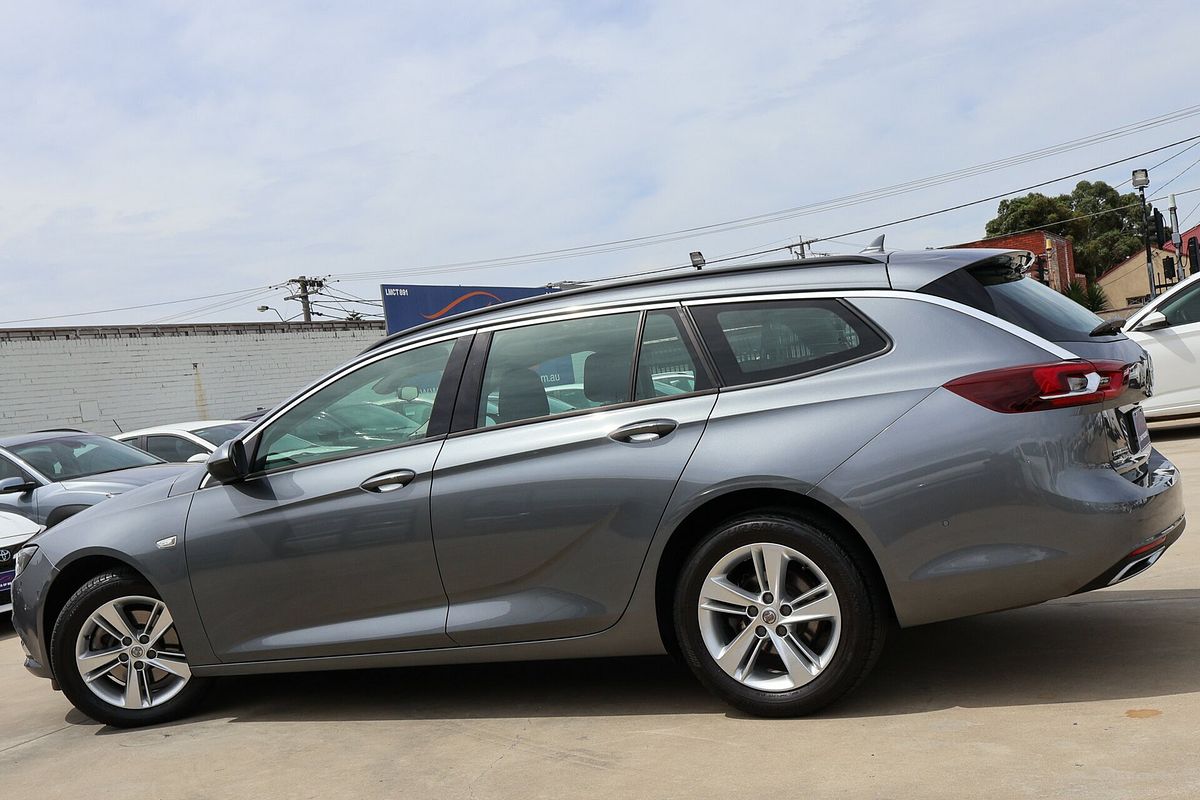 2020 Holden Commodore LT ZB