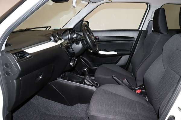 2017 Suzuki Swift GLX Turbo AZ