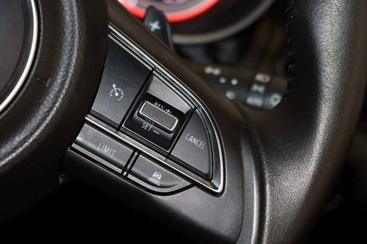 2017 Suzuki Swift GLX Turbo AZ