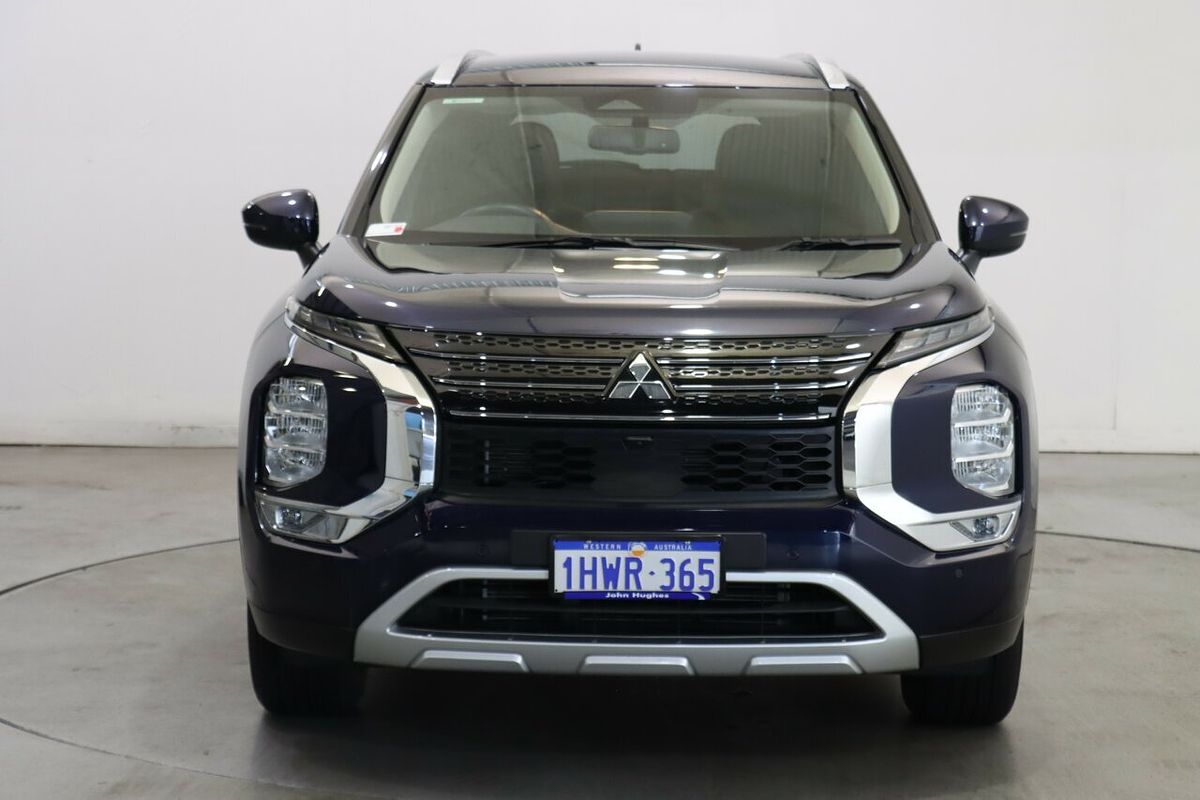 2023 Mitsubishi Outlander LS ZM