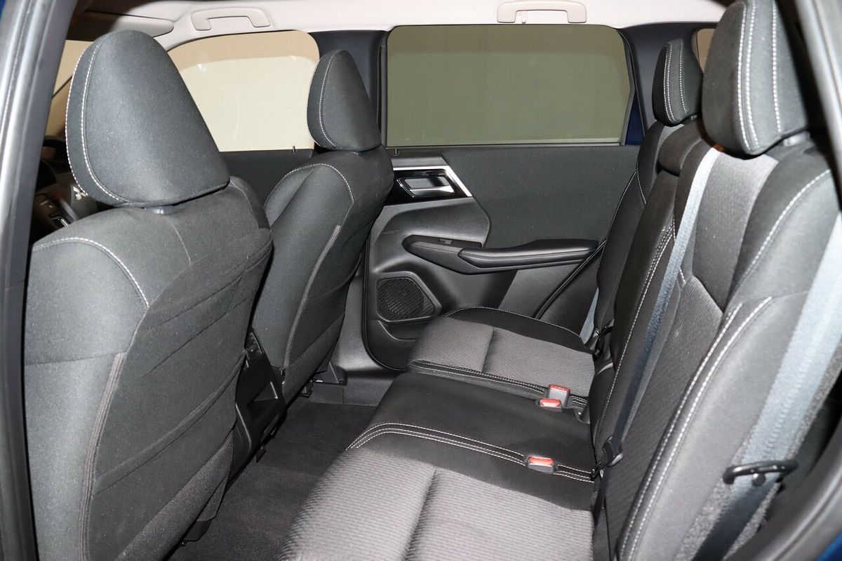 2023 Mitsubishi Outlander LS ZM