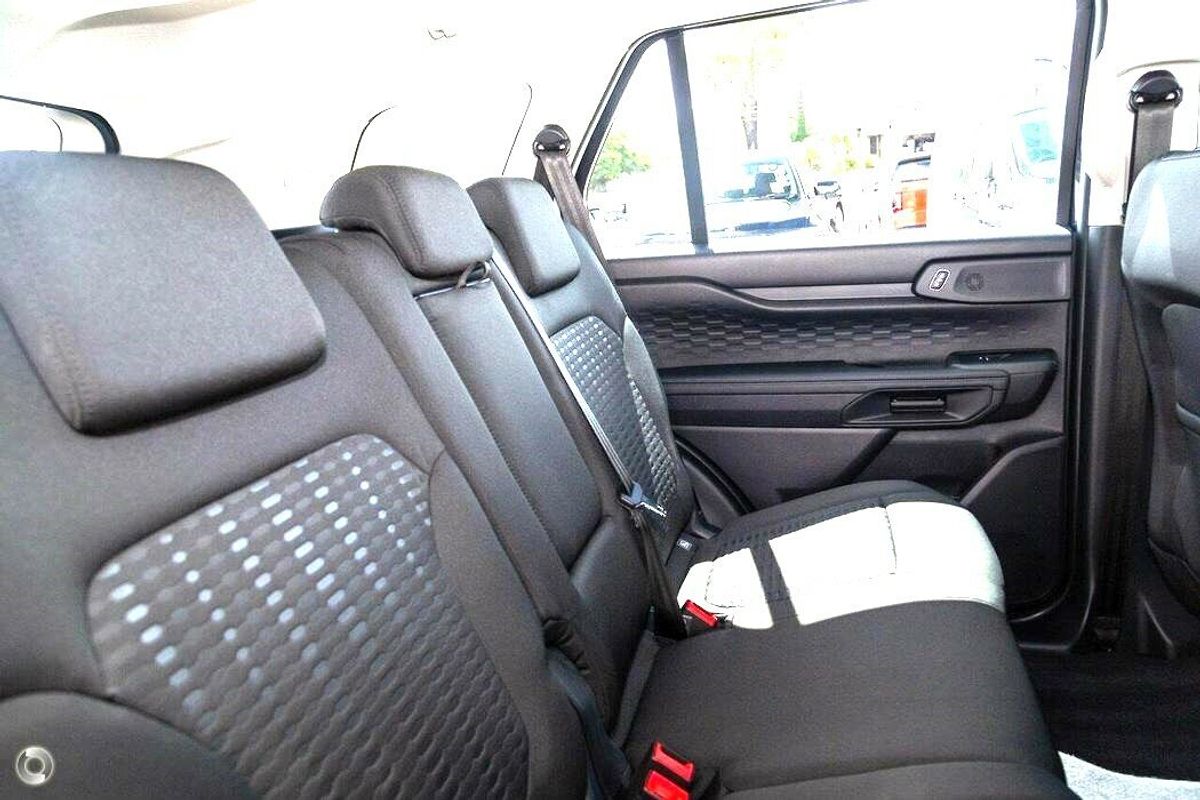 2024 Ford Everest Ambiente