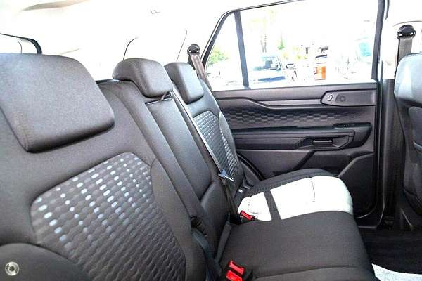 2024 Ford Everest Ambiente