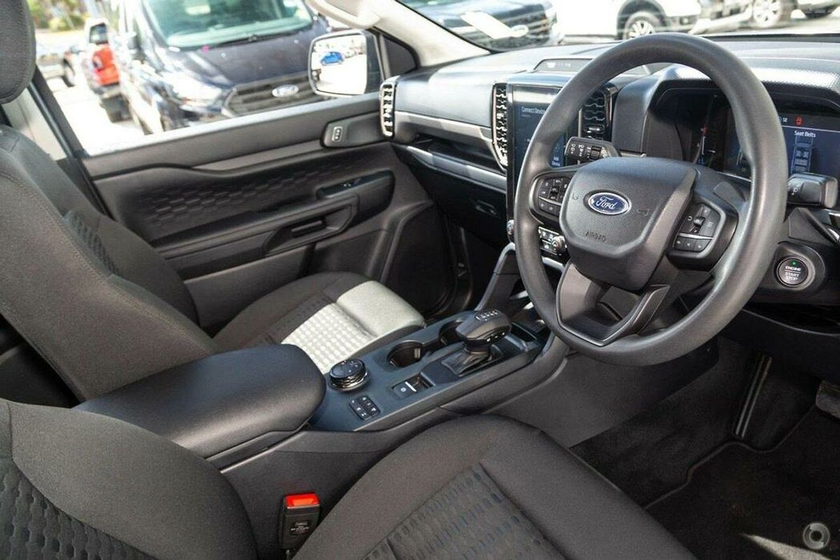 2024 Ford Everest Ambiente