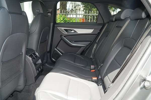 2025 Jaguar F-PACE P250 R-Dynamic SE 90th Anniversary Edition X761