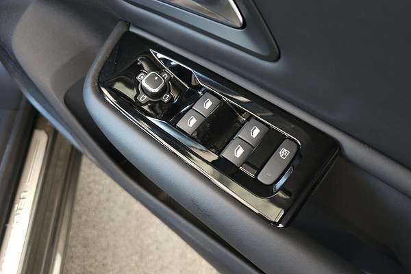 2022 Citroen C5 X Shine E43