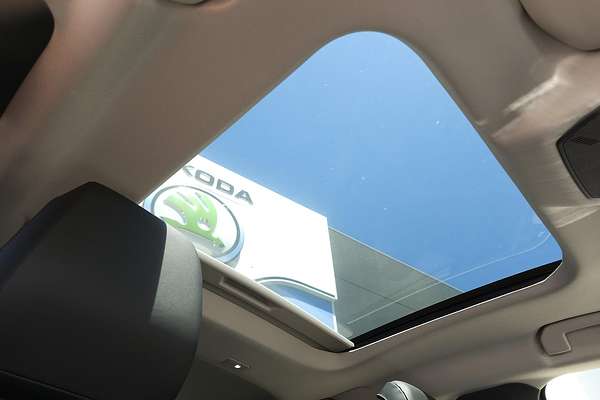 2022 Citroen C5 X Shine E43