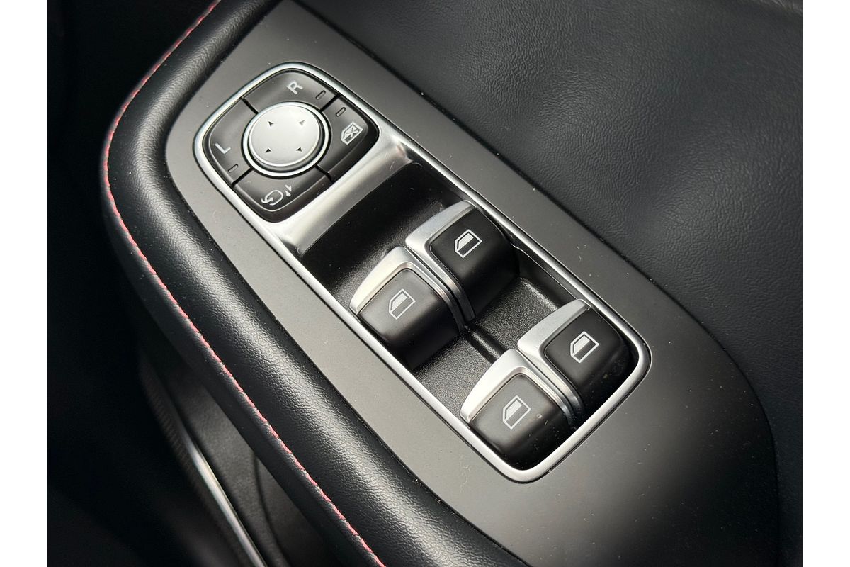 2023 MG HS Plus EV Excite SAS23