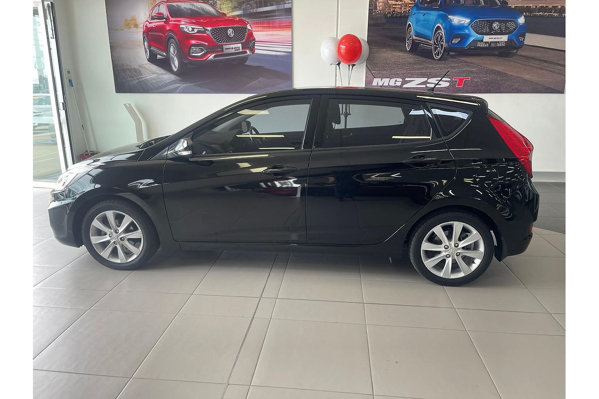 2018 Hyundai Accent Sport RB6