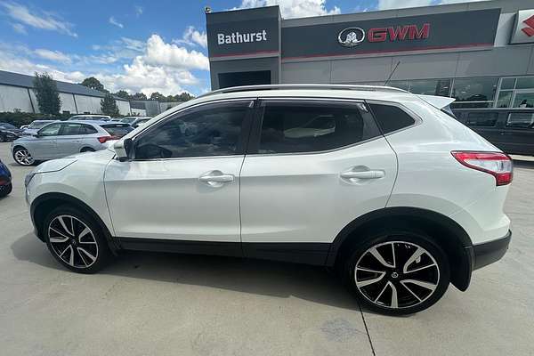 2015 Nissan QASHQAI Ti J11