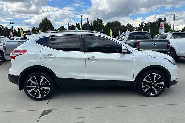 2015 Nissan QASHQAI Ti J11