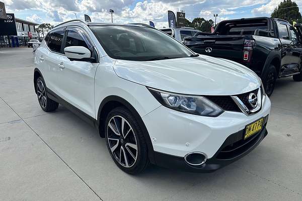 2015 Nissan QASHQAI Ti J11