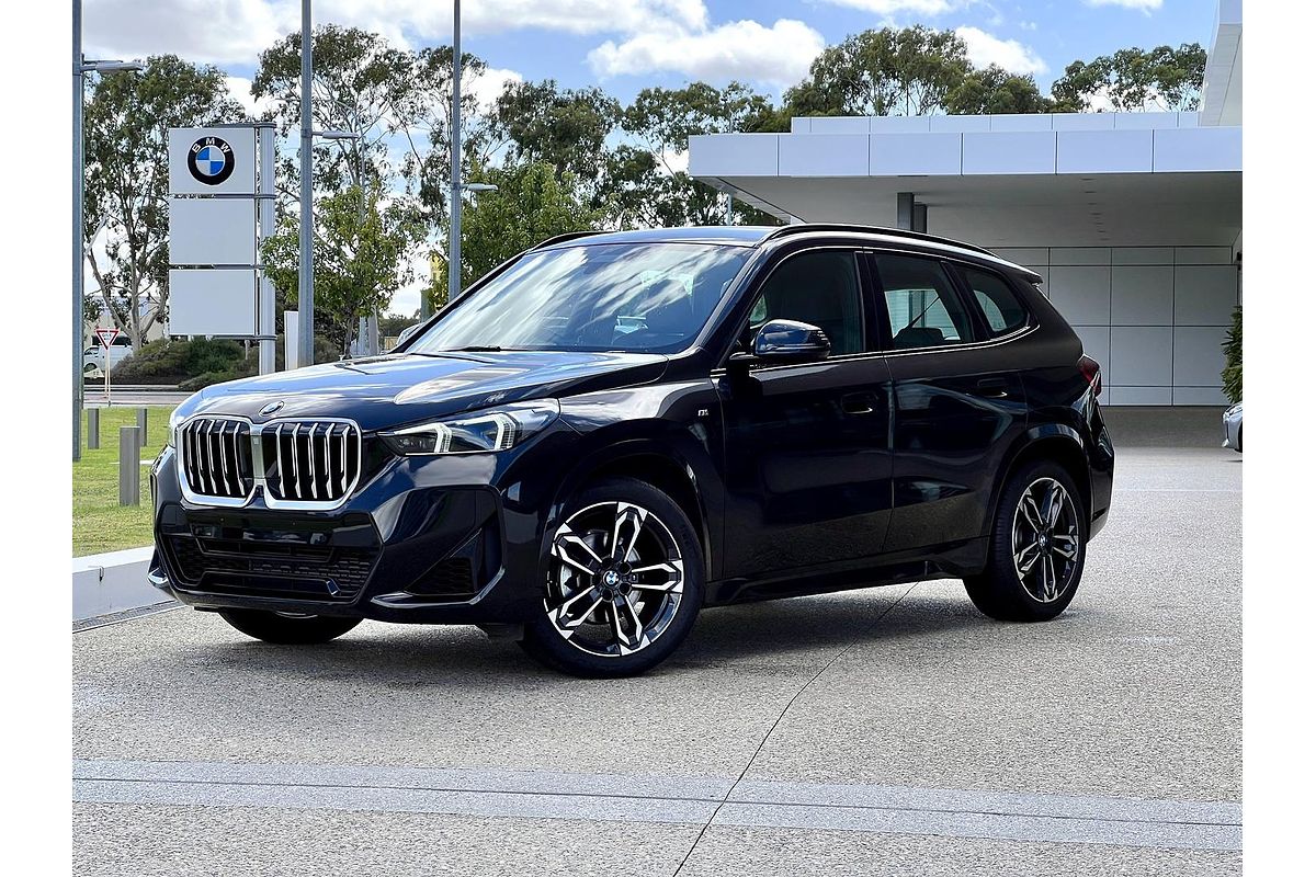 2023 BMW X1 xDrive20i U11