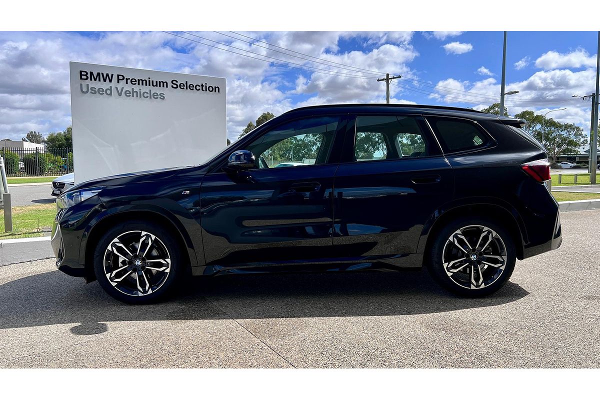 2023 BMW X1 xDrive20i U11