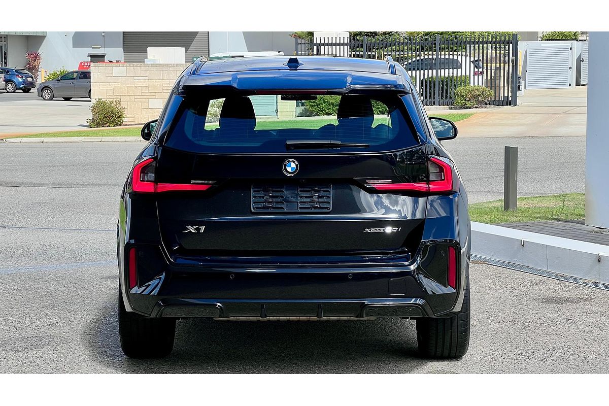 2023 BMW X1 xDrive20i U11